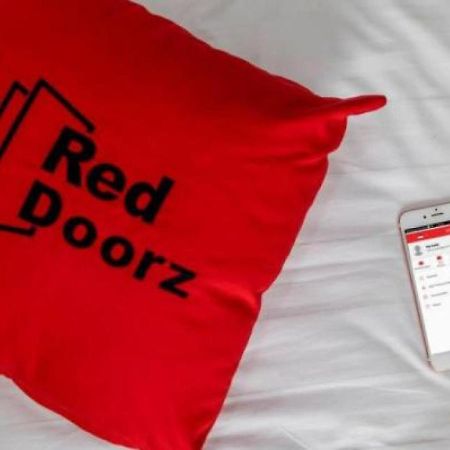 Maguwo Reddoorz Near Rumah Sakit Condong Catur מראה חיצוני תמונה