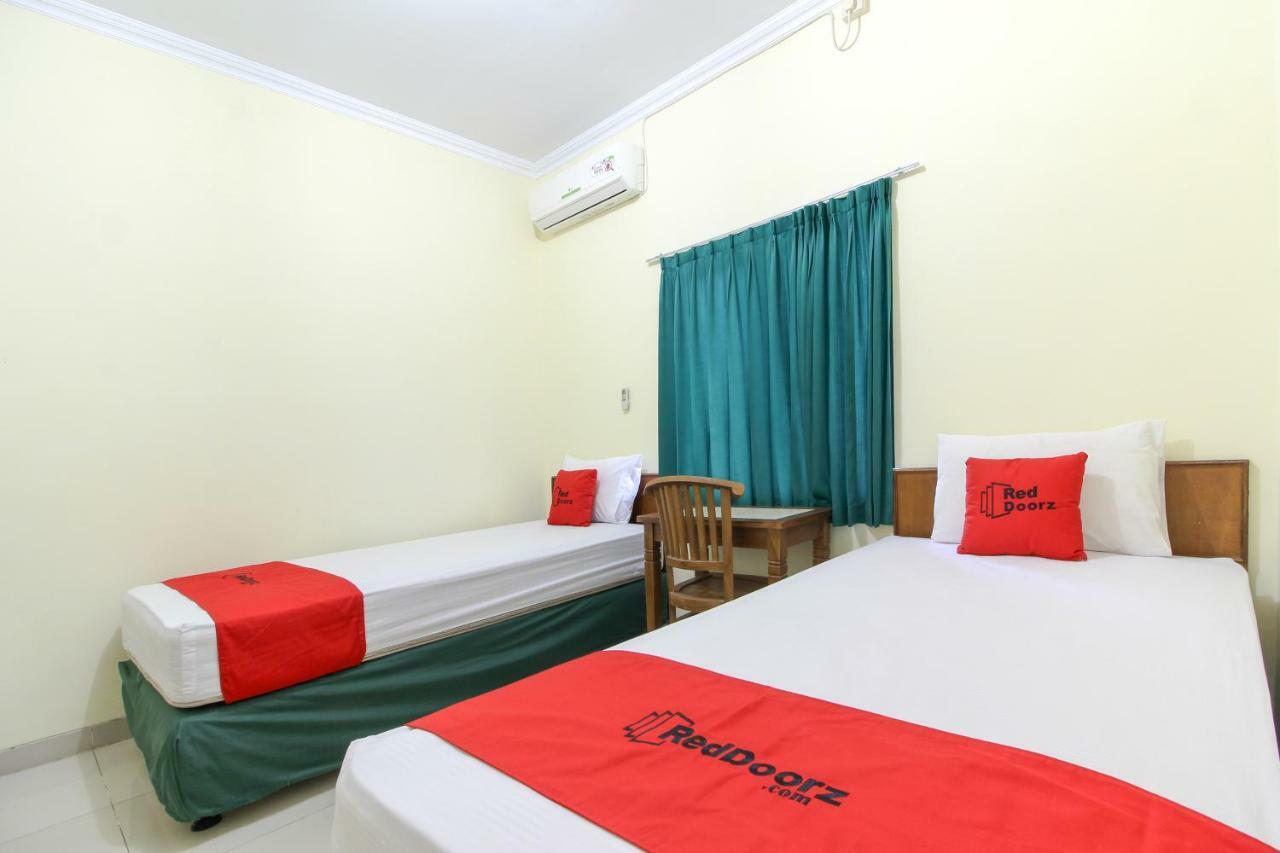 Maguwo Reddoorz Near Rumah Sakit Condong Catur מראה חיצוני תמונה