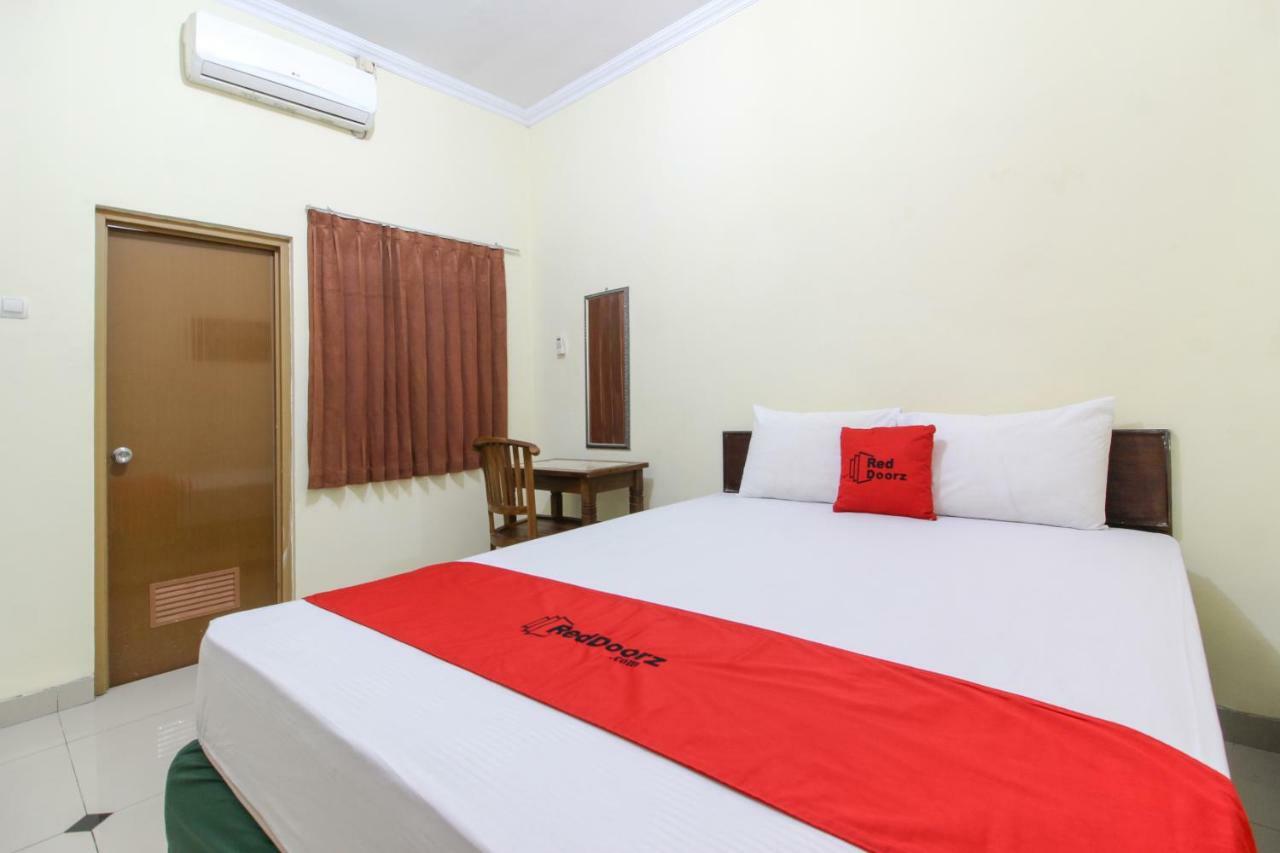 Maguwo Reddoorz Near Rumah Sakit Condong Catur מראה חיצוני תמונה