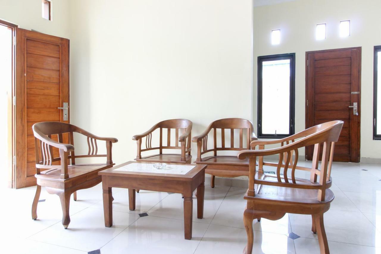 Maguwo Reddoorz Near Rumah Sakit Condong Catur מראה חיצוני תמונה